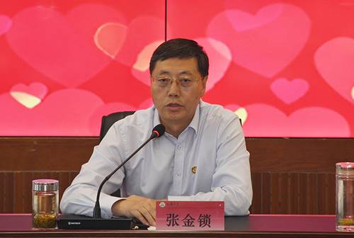 http://www.yau.edu.cn/__local/C/E6/0C/1855FFB2B39026C3F6B3870ED4C_4995D3DD_5620F.jpg
