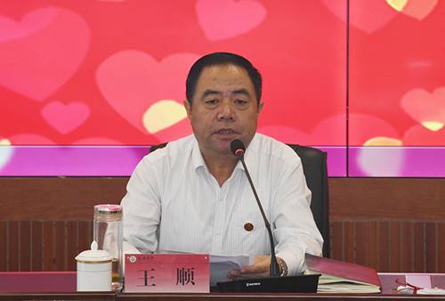http://www.yau.edu.cn/__local/0/75/17/FA8E9CB6027E3DC345F4FB3CCB3_39757F91_54430.jpg