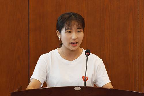 http://www.yau.edu.cn/__local/F/49/2F/E6A7527D46B735E83E19F736EC7_98662348_4DDDF.jpg